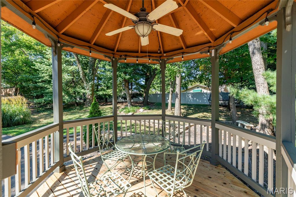 621 Old Riverwoods Lane