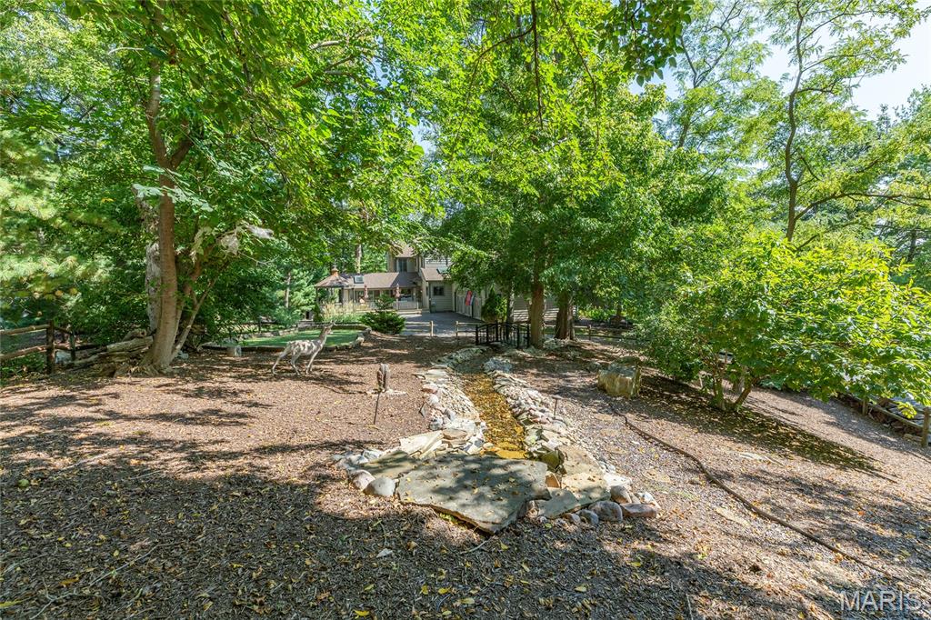 621 Old Riverwoods Lane