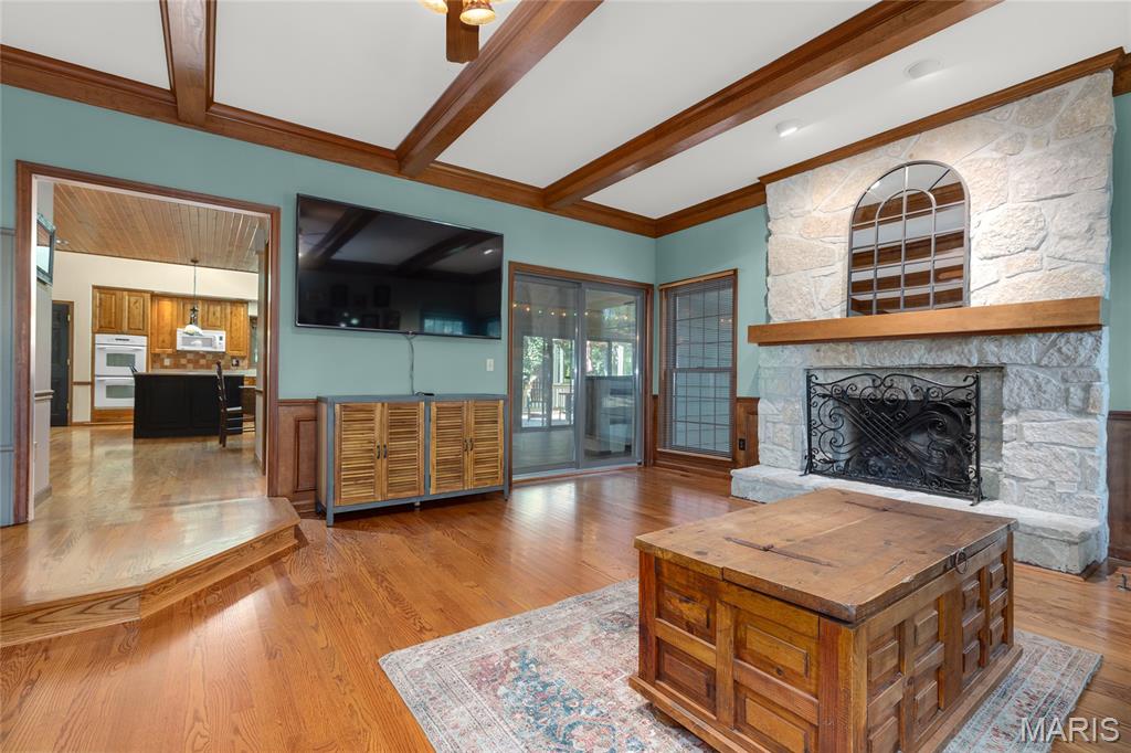 621 Old Riverwoods Lane