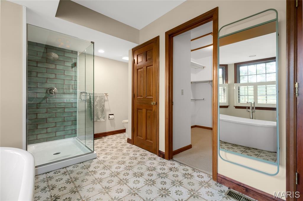 621 Old Riverwoods Lane