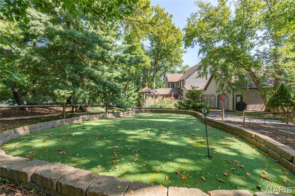 621 Old Riverwoods Lane