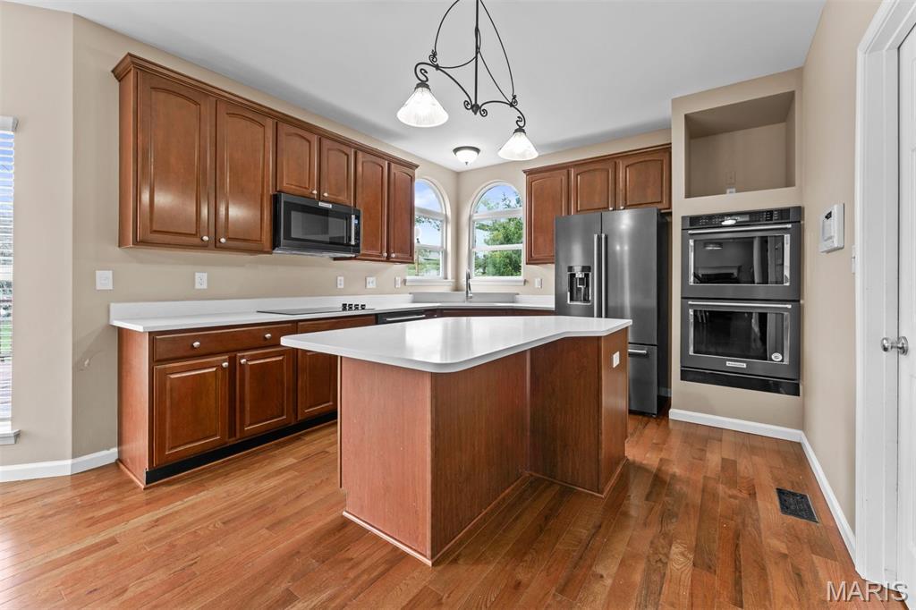 6 Pleasant Valley Drive