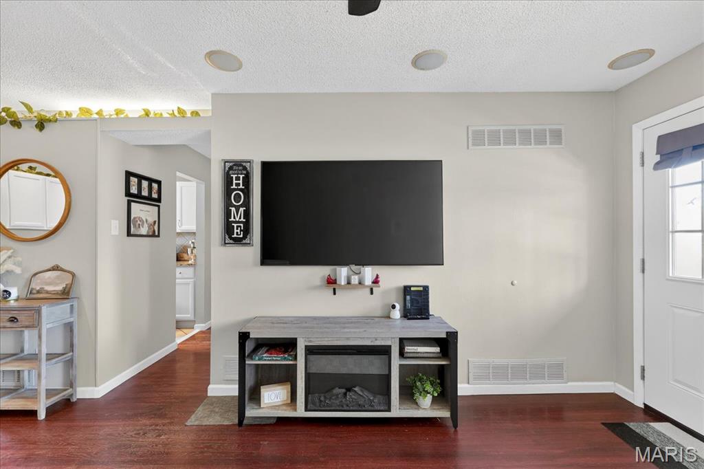 2825 Fee Fee Road