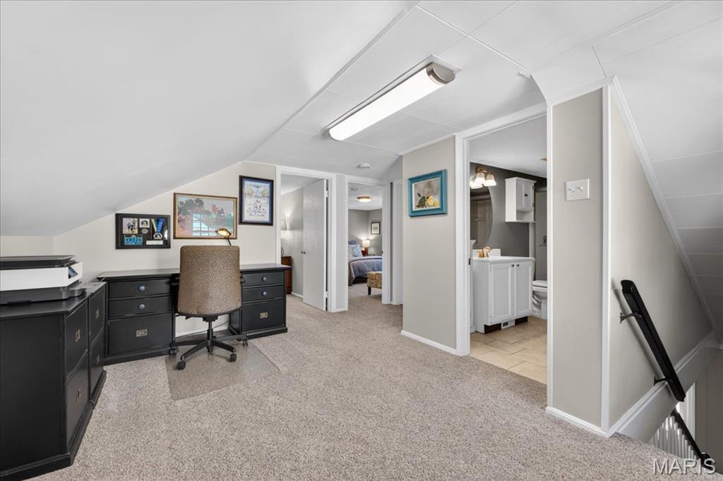 451 Julian Place
