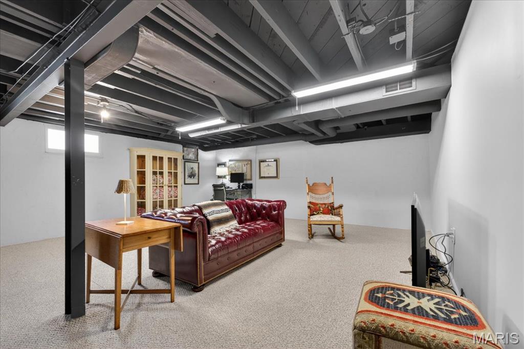 451 Julian Place