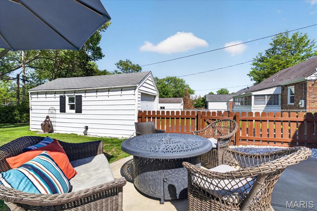 451 Julian Place