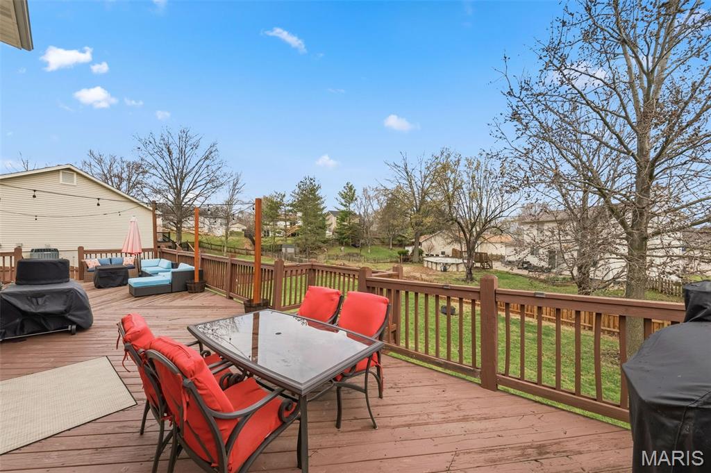 8 Westglen Court