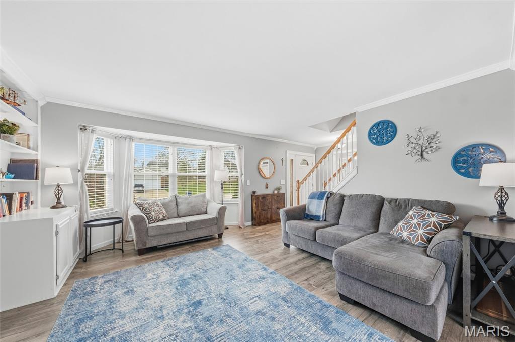 8 Westglen Court