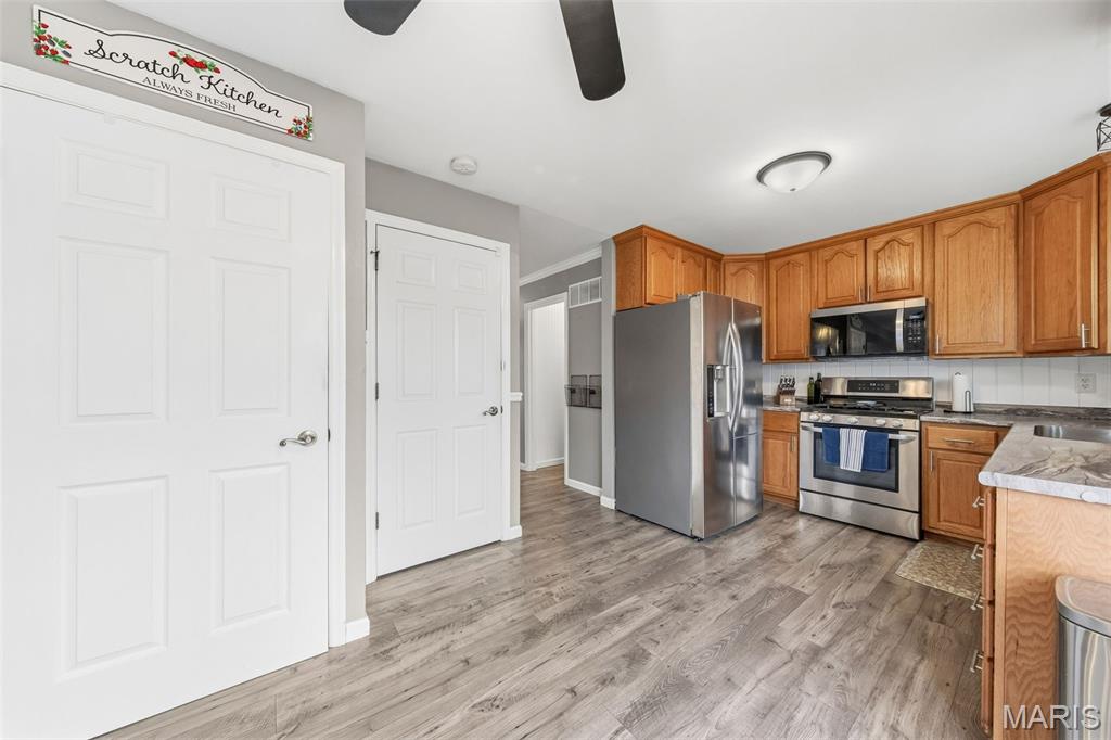 8 Westglen Court