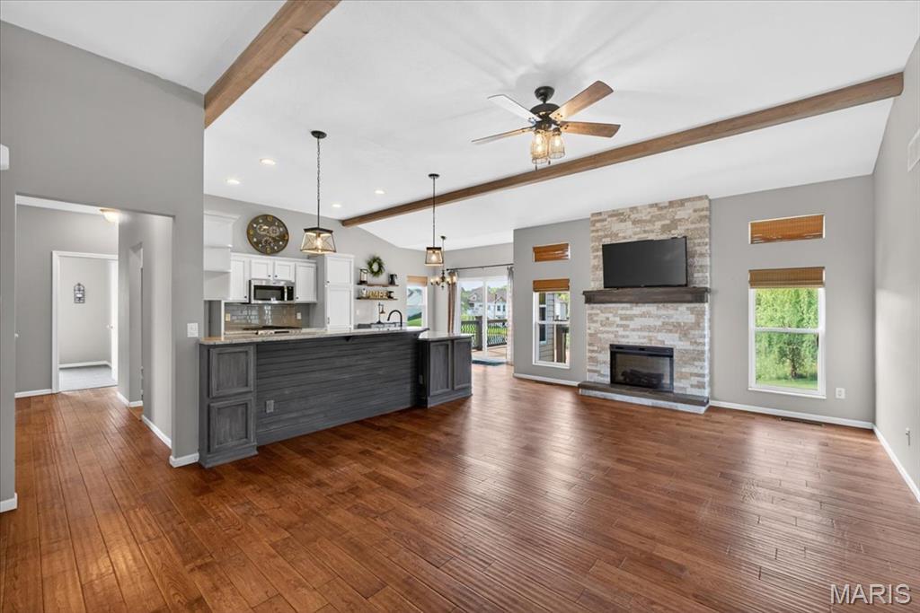 616 Manor Lane