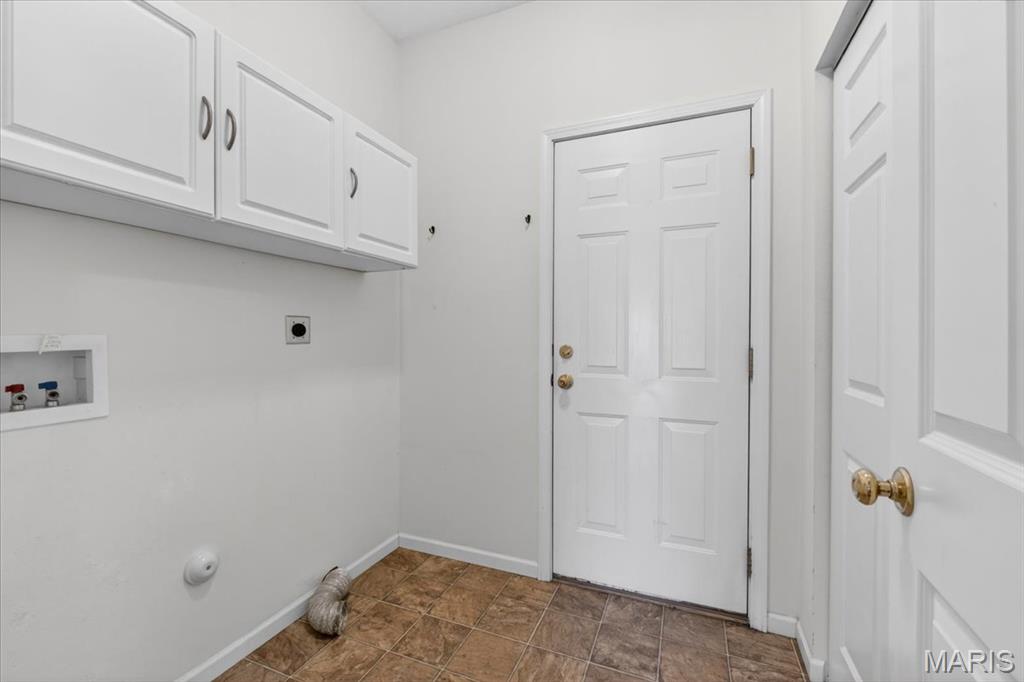 616 Manor Lane