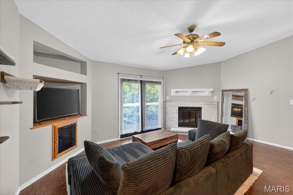 6840 Cottage Grove Lane Unit: I