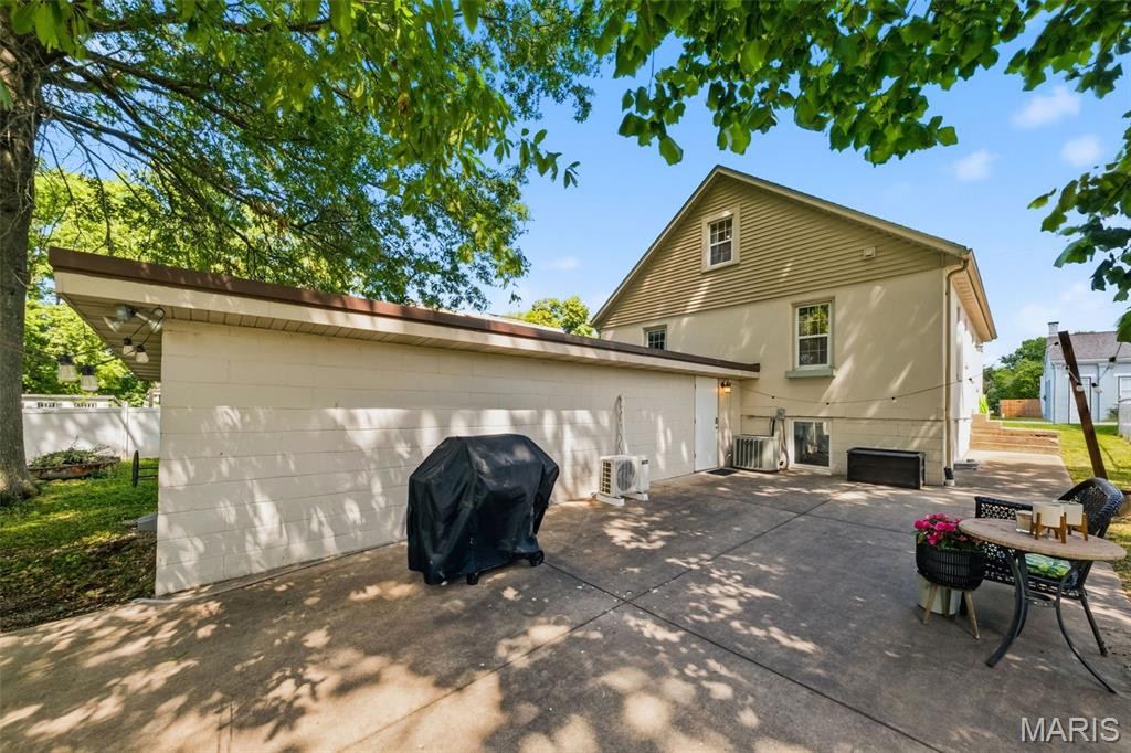 206 Magnolia Avenue