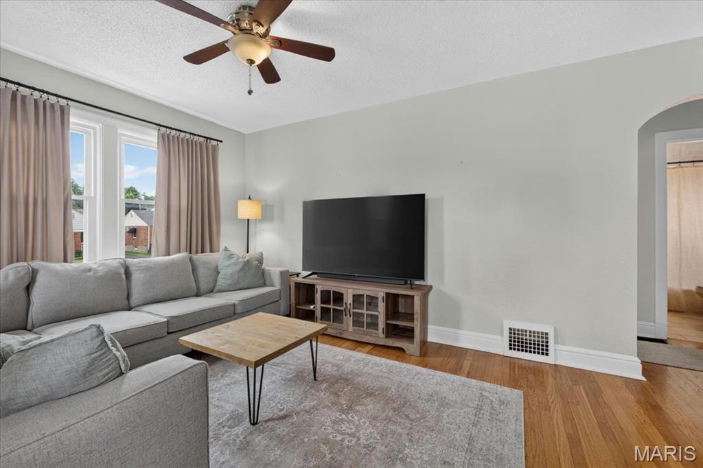6235 Dexter Drive