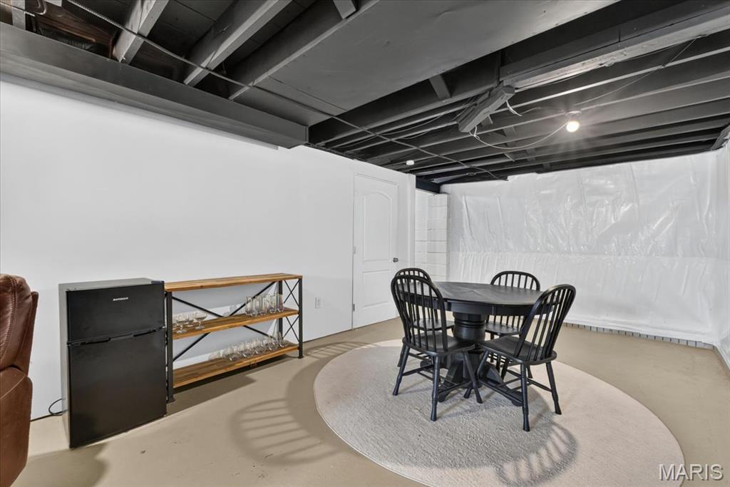 6235 Dexter Drive