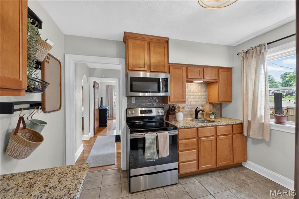 6235 Dexter Drive