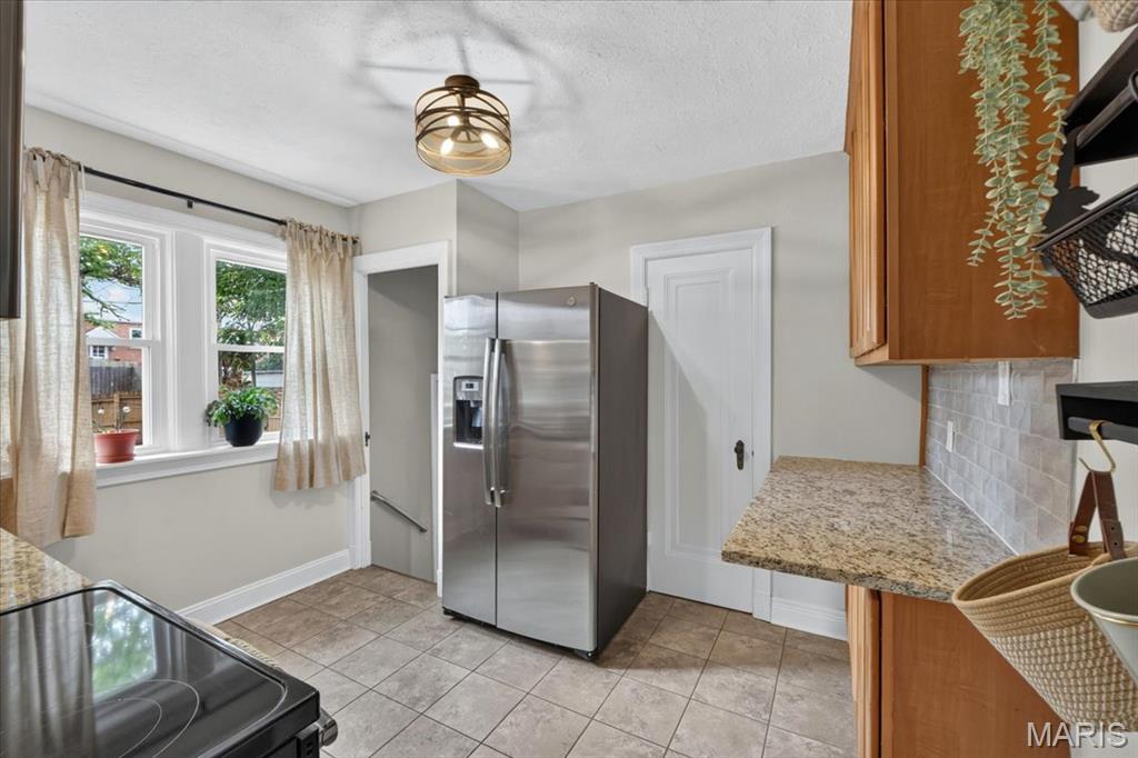 6235 Dexter Drive