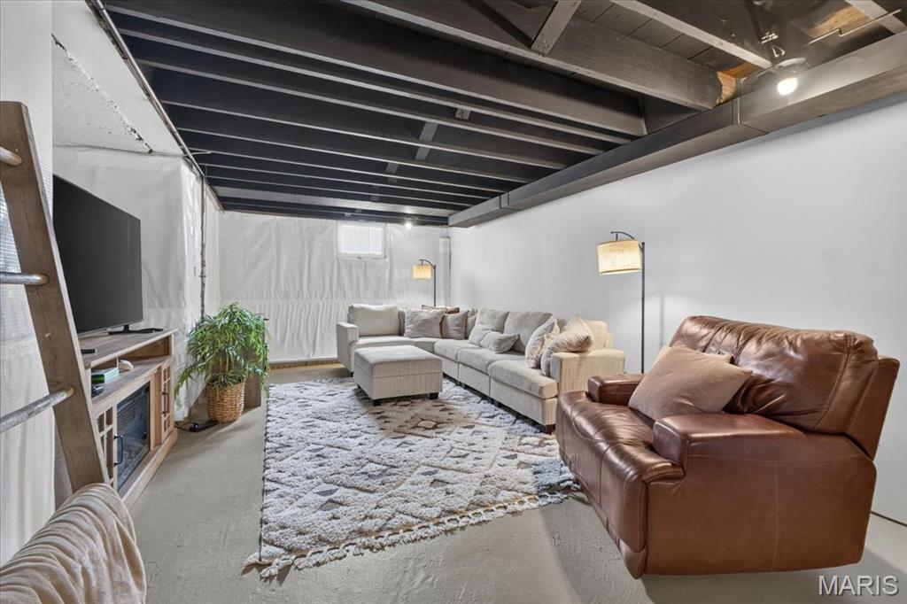 6235 Dexter Drive