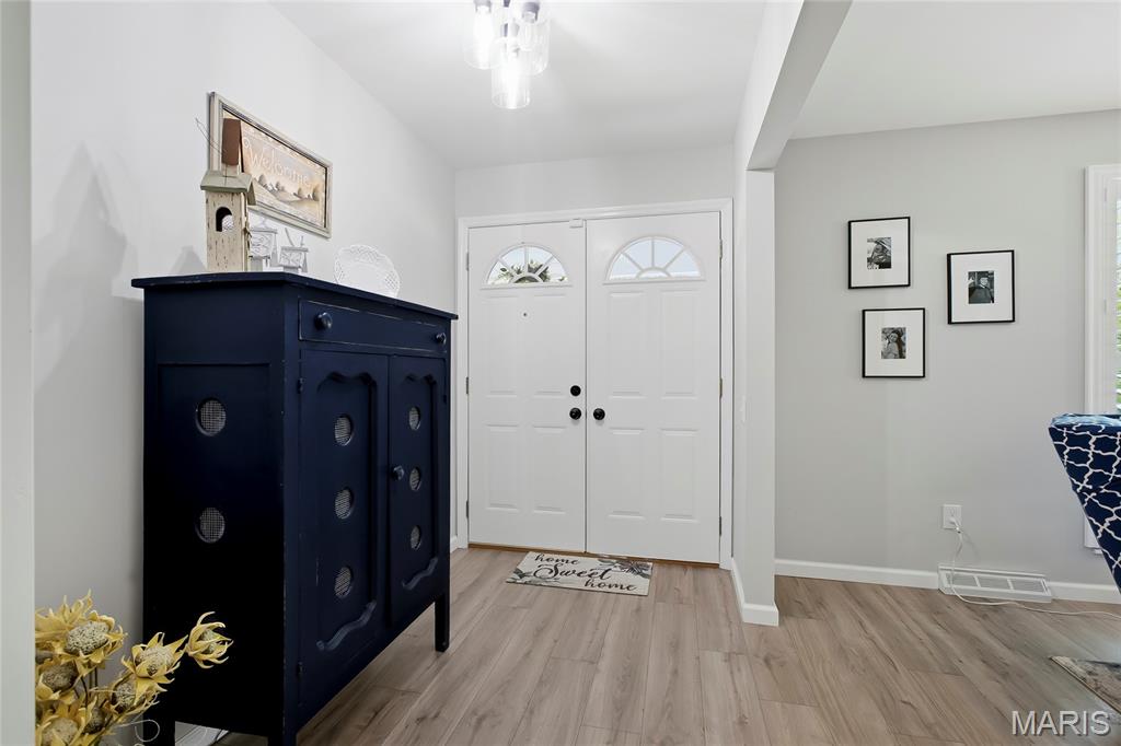 5400 Casa Royale Drive