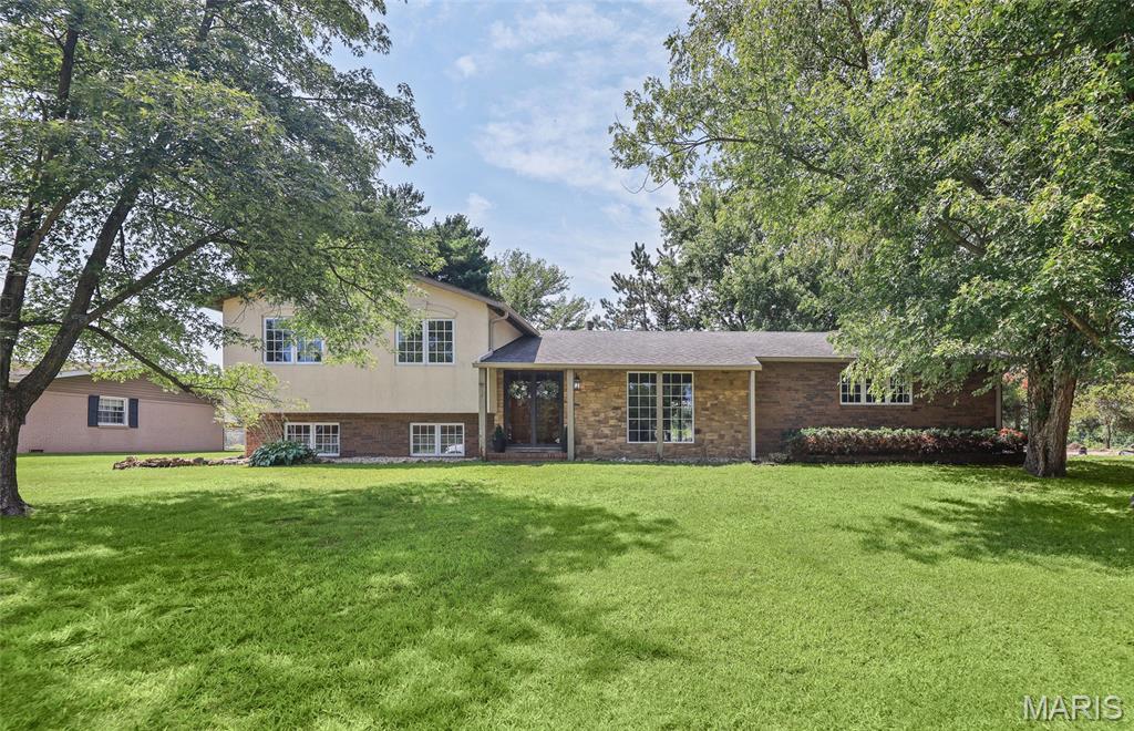 190 Sandy Shore Dr