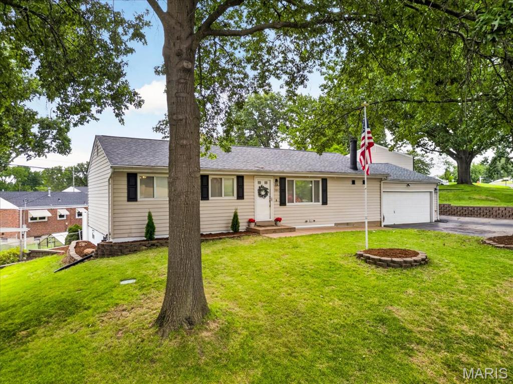 101 E Donaldson Drive