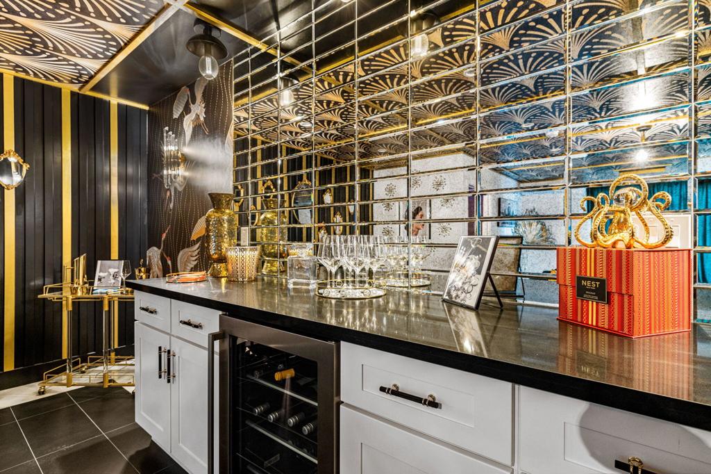 1322 S Farrell Drive