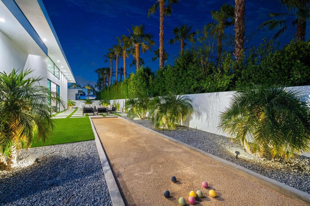 4 Bravo Court