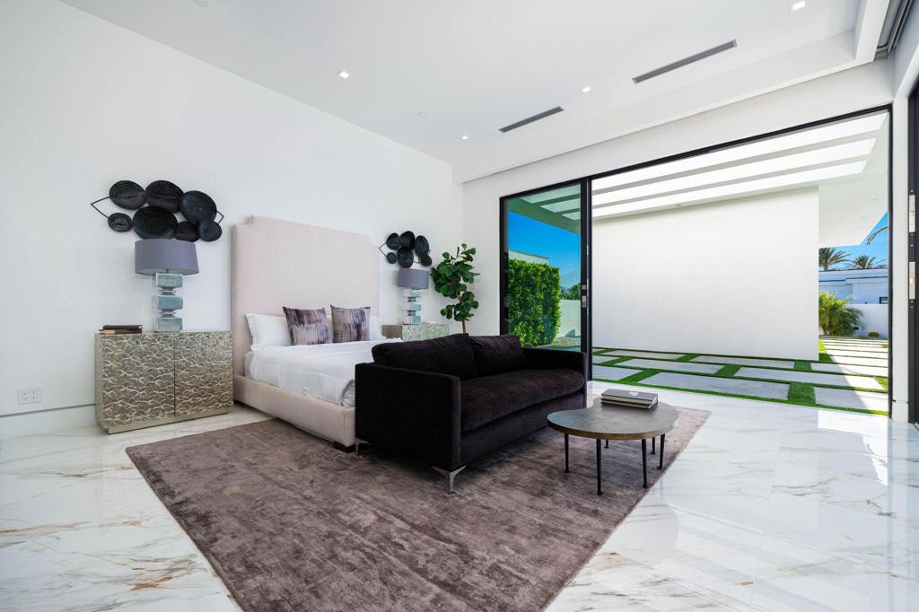 4 Bravo Court