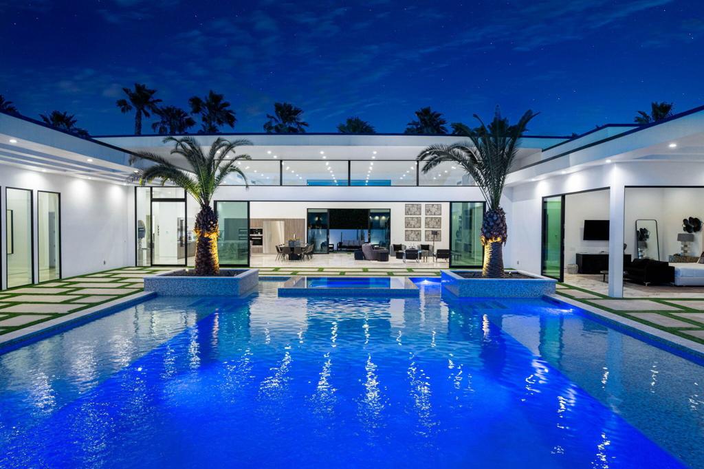 4 Bravo Court