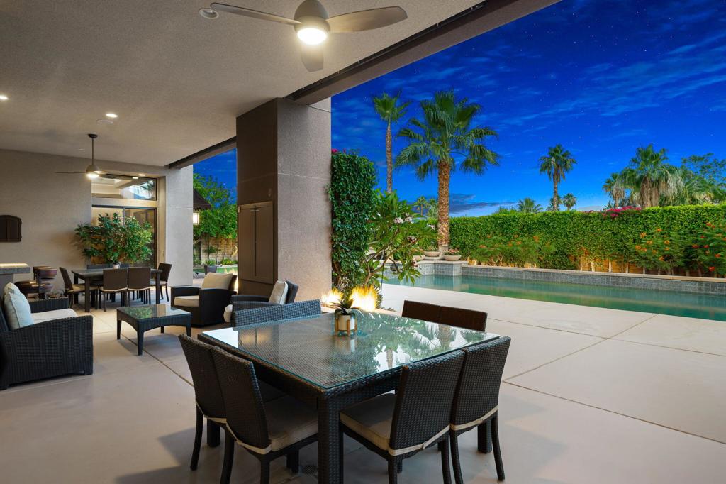 28 Summer Sky Circle