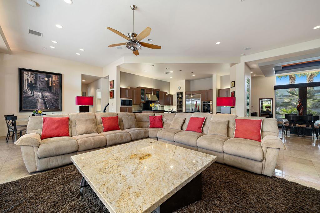 28 Summer Sky Circle