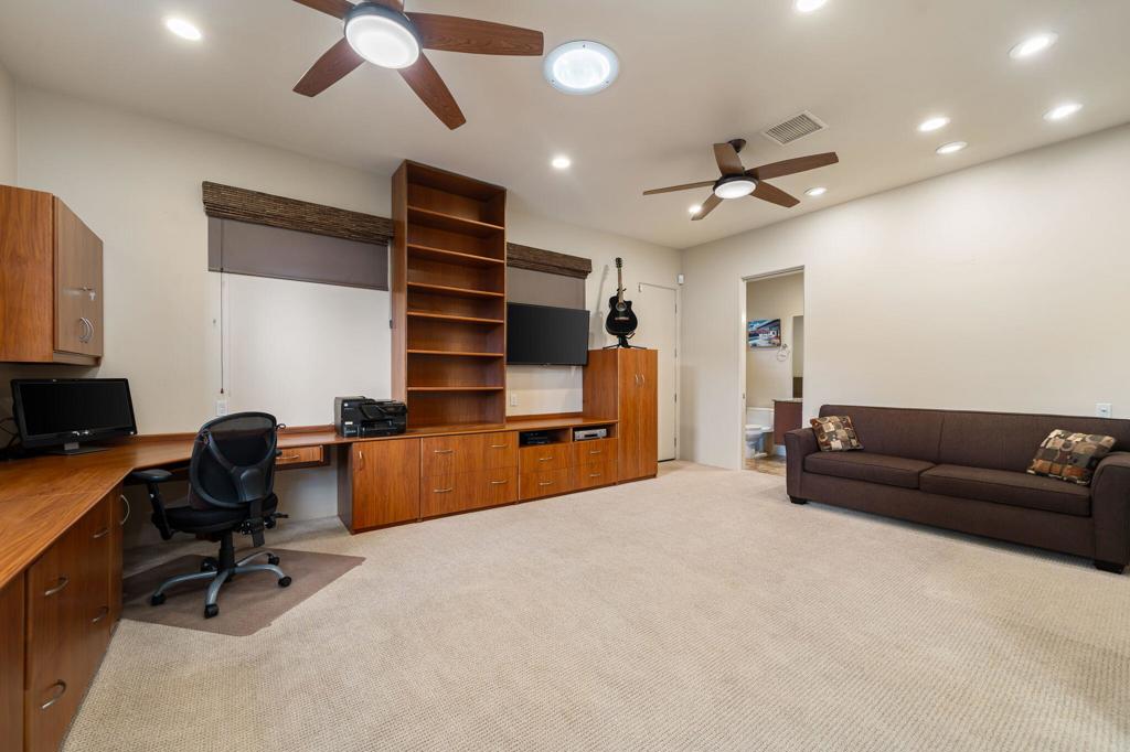 28 Summer Sky Circle