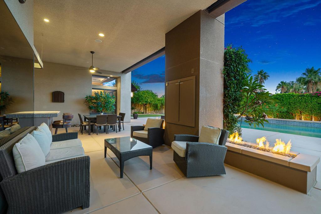 28 Summer Sky Circle