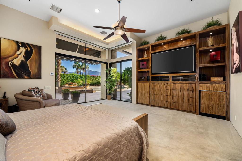 28 Summer Sky Circle