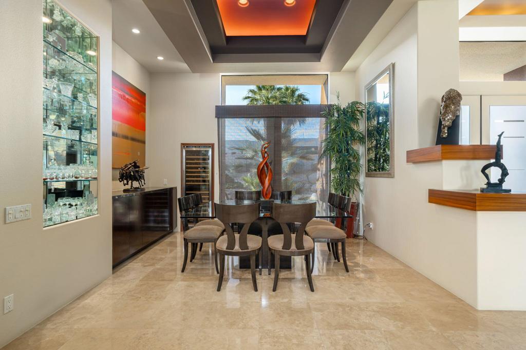 28 Summer Sky Circle