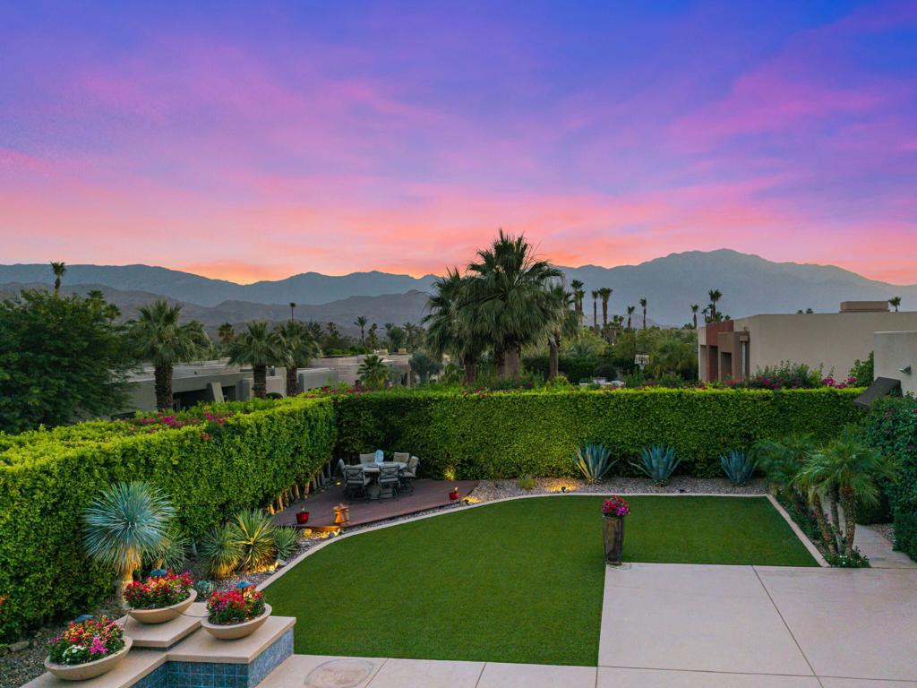 28 Summer Sky Circle