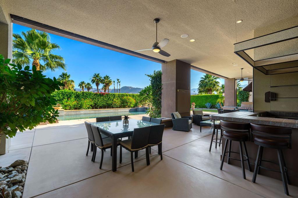 28 Summer Sky Circle