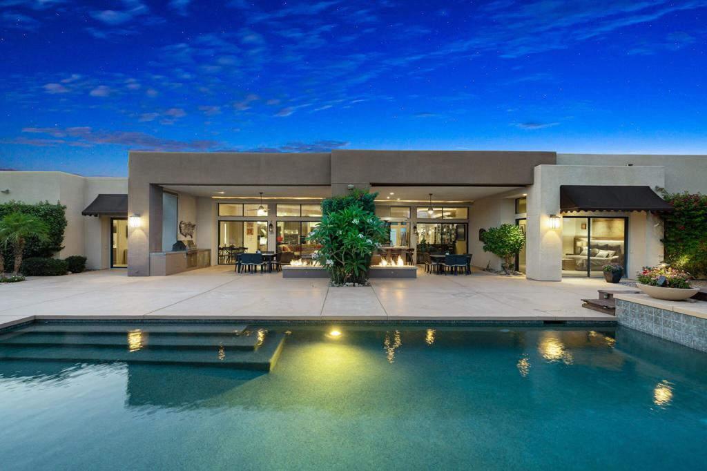 28 Summer Sky Circle