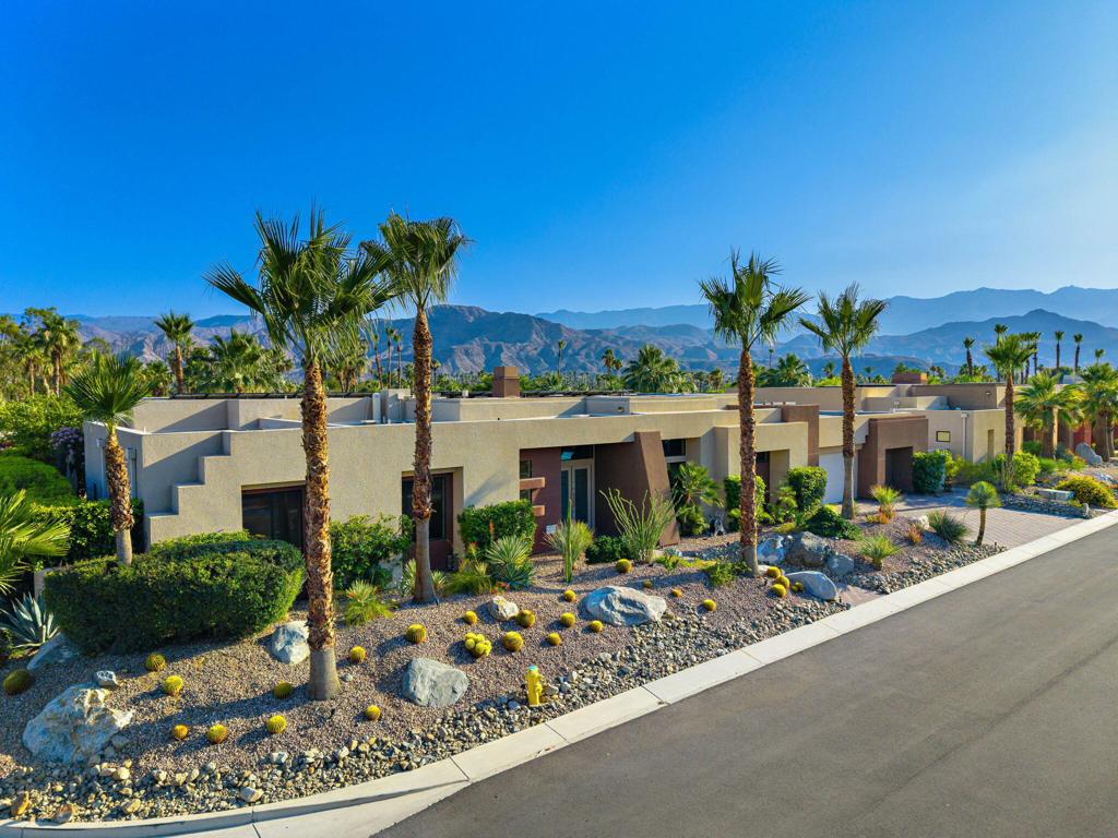 28 Summer Sky Circle