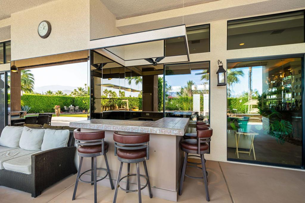 28 Summer Sky Circle