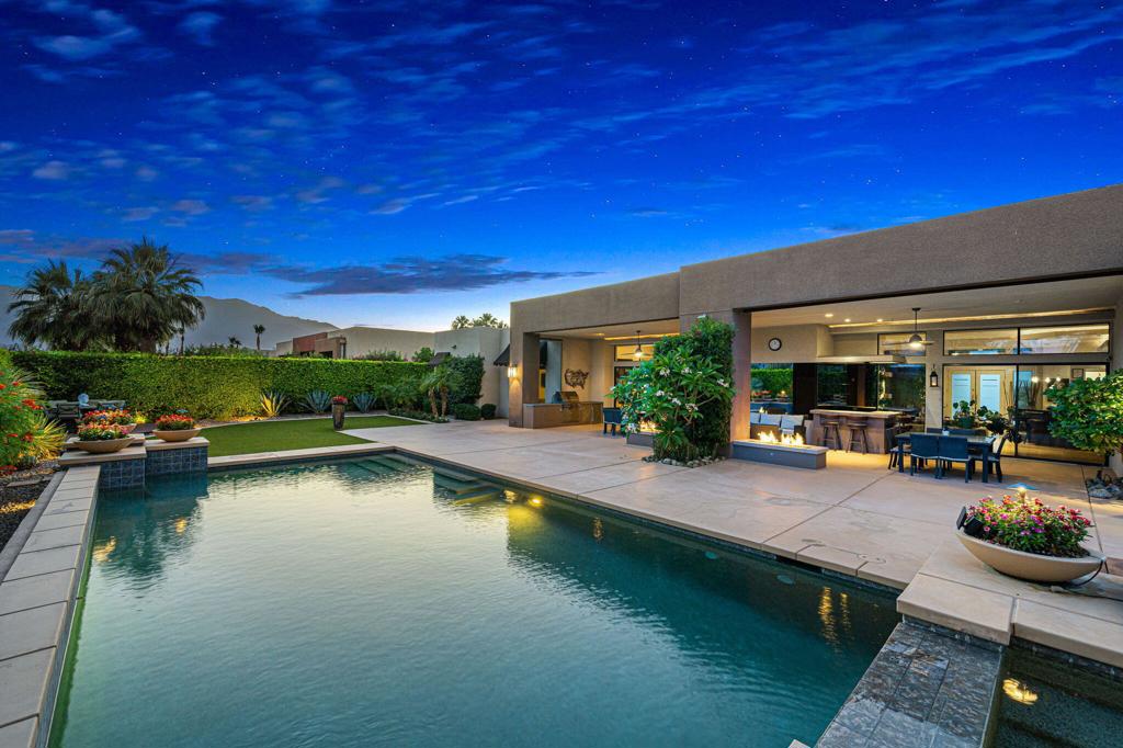 28 Summer Sky Circle