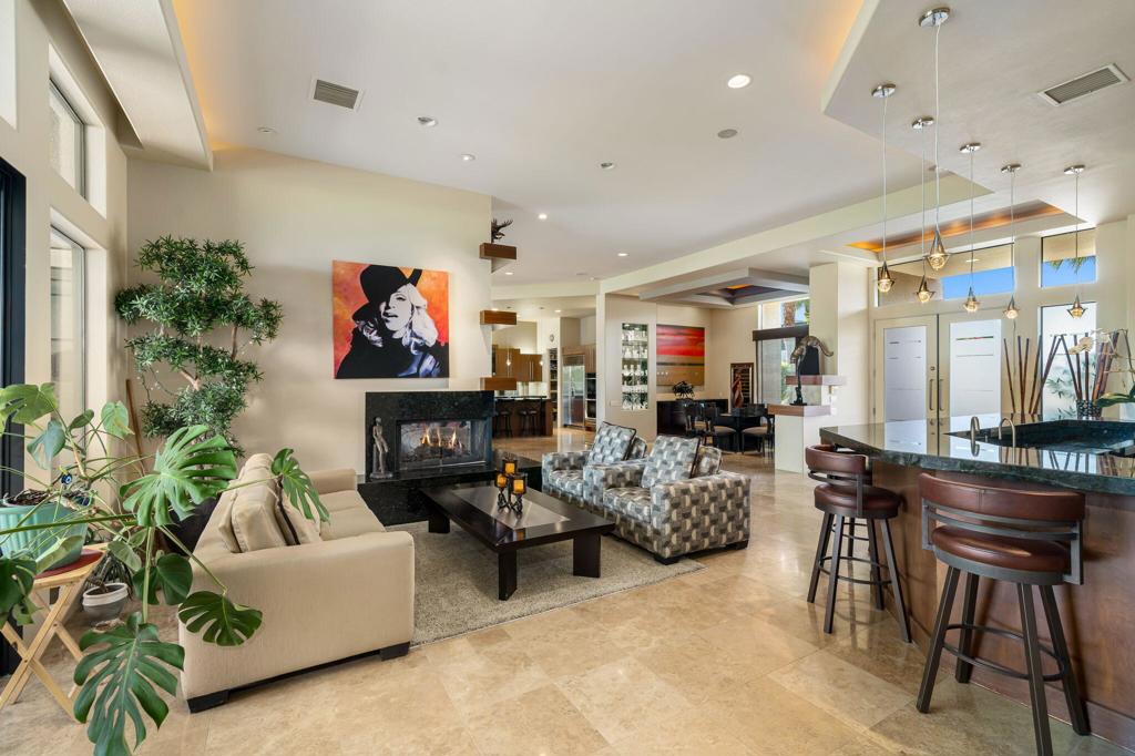 28 Summer Sky Circle