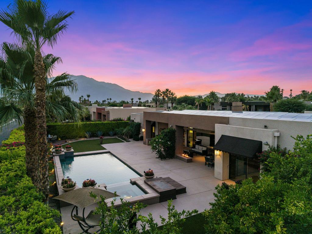 28 Summer Sky Circle