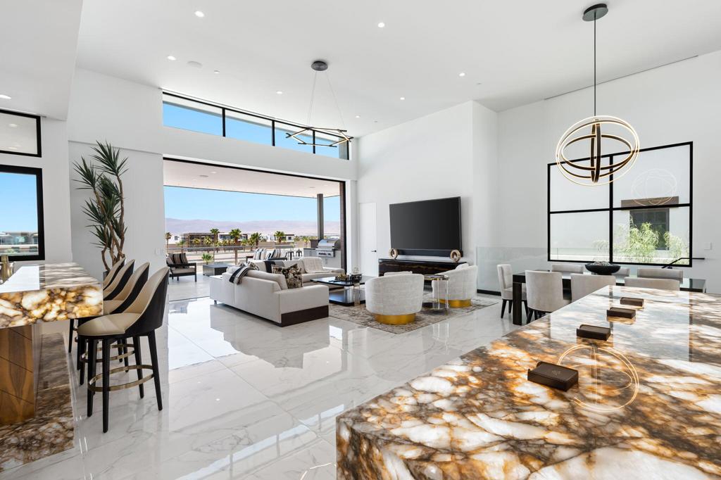 86804 Rogers Way