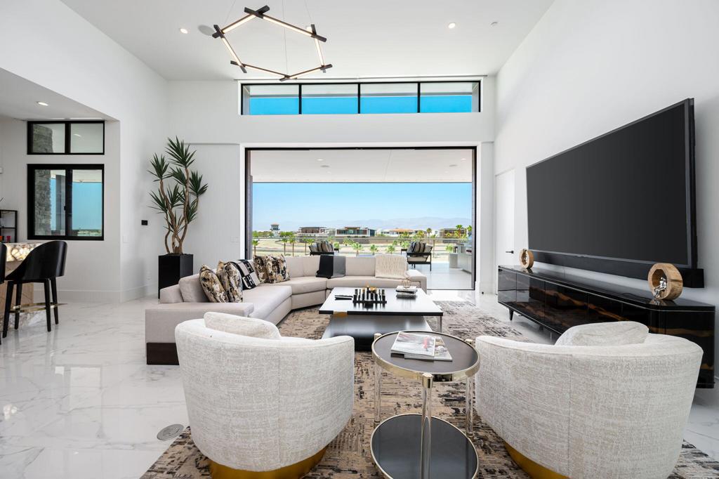 86804 Rogers Way
