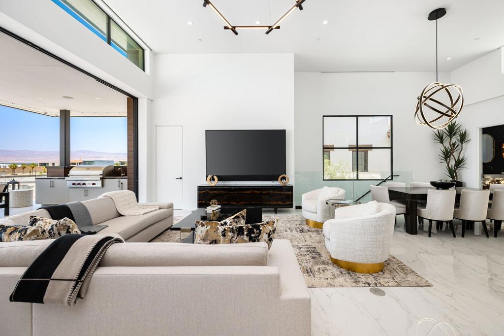 86804 Rogers Way