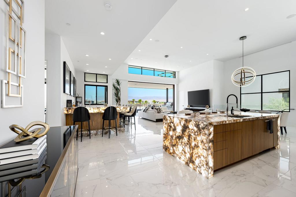 86804 Rogers Way