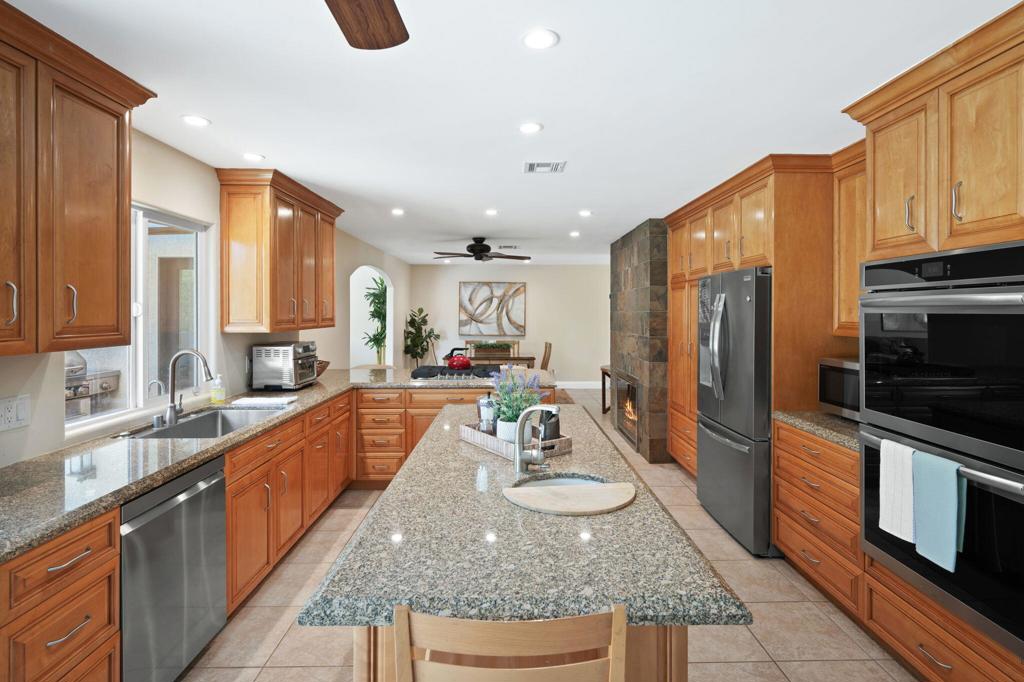 72570 Betty Lane