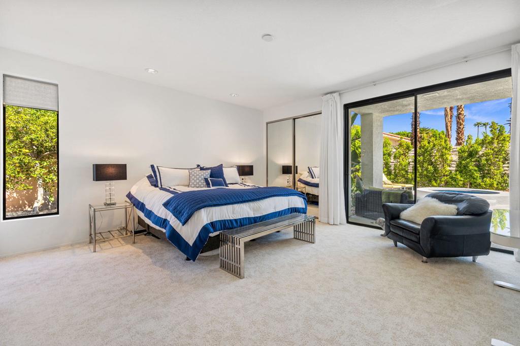 49 Mission Palms Drive E