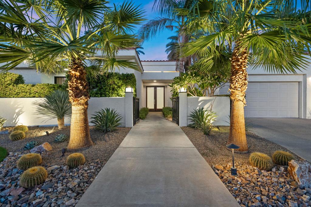 49 Mission Palms Drive E